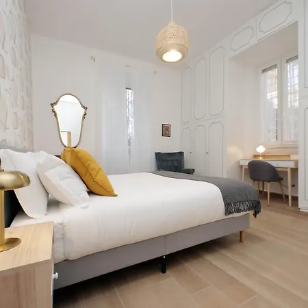 Ych-brand New Vatican Flat With Terrace *