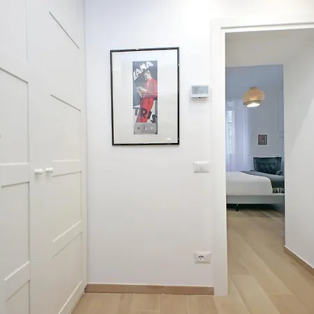 Ych-brand New Vatican Flat With Terrace *