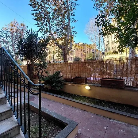 Ych-brand New Vatican Flat With Terrace